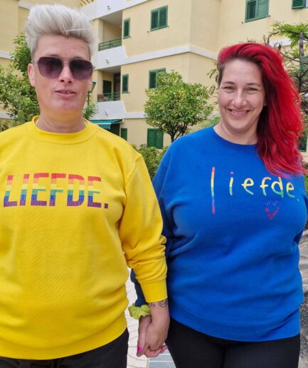 regenboog 🌈 sweater