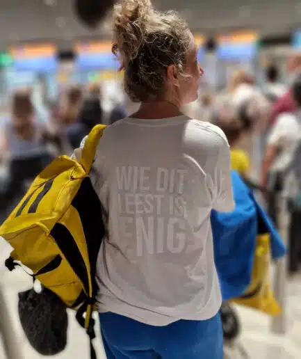 Wie dit leest is enig t-shirt